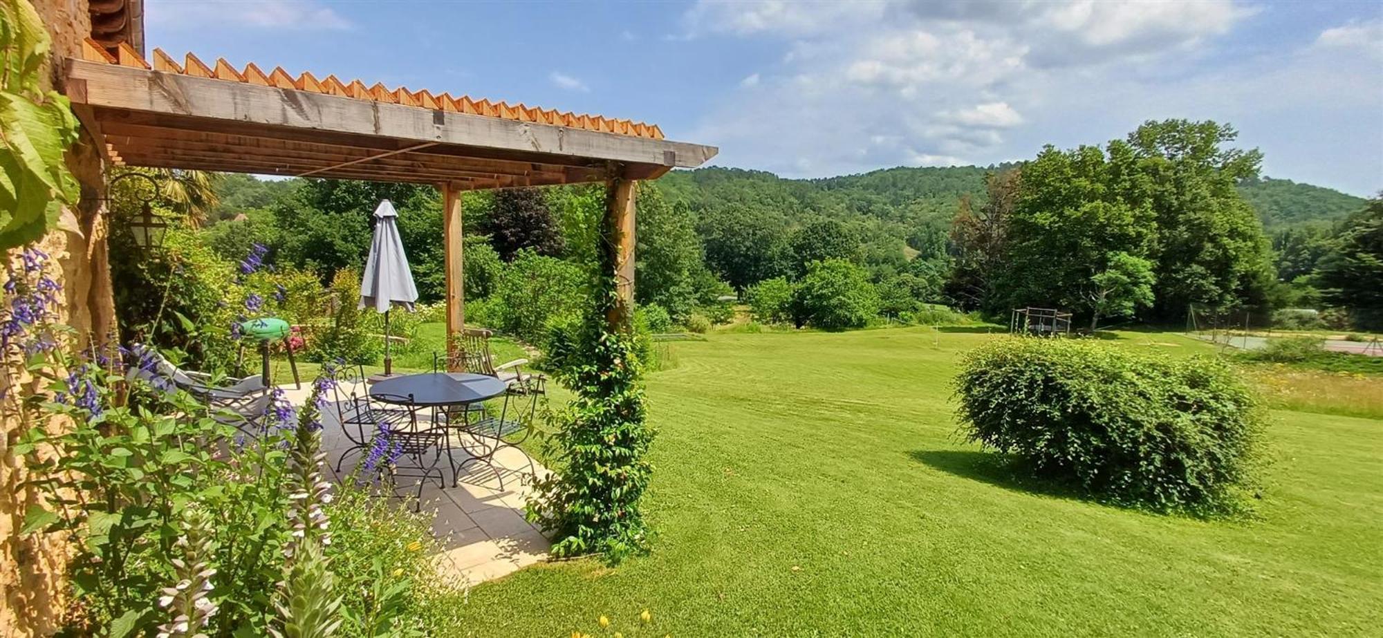 Domaine De Cournet Haut, A 17Th Century Property Set On A Calm, Idyllic Domain With Pool, Tennis, Bikes And More Les Vauries Eksteriør billede