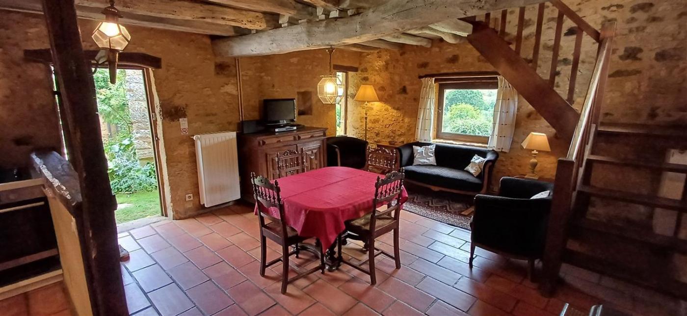 Domaine De Cournet Haut, A 17Th Century Property Set On A Calm, Idyllic Domain With Pool, Tennis, Bikes And More Les Vauries Eksteriør billede