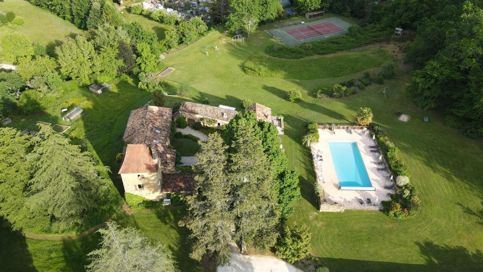 Domaine De Cournet Haut, A 17Th Century Property Set On A Calm, Idyllic Domain With Pool, Tennis, Bikes And More Les Vauries Eksteriør billede