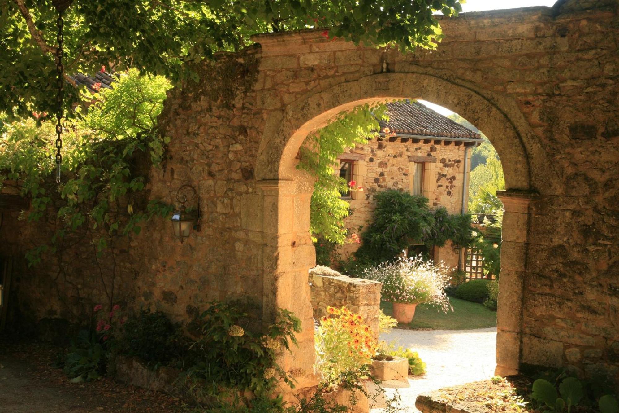 Domaine De Cournet Haut, A 17Th Century Property Set On A Calm, Idyllic Domain With Pool, Tennis, Bikes And More Les Vauries Eksteriør billede